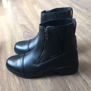 Brand New Kerrits Cascadia Waterproof Paddock Boot (Size 8)